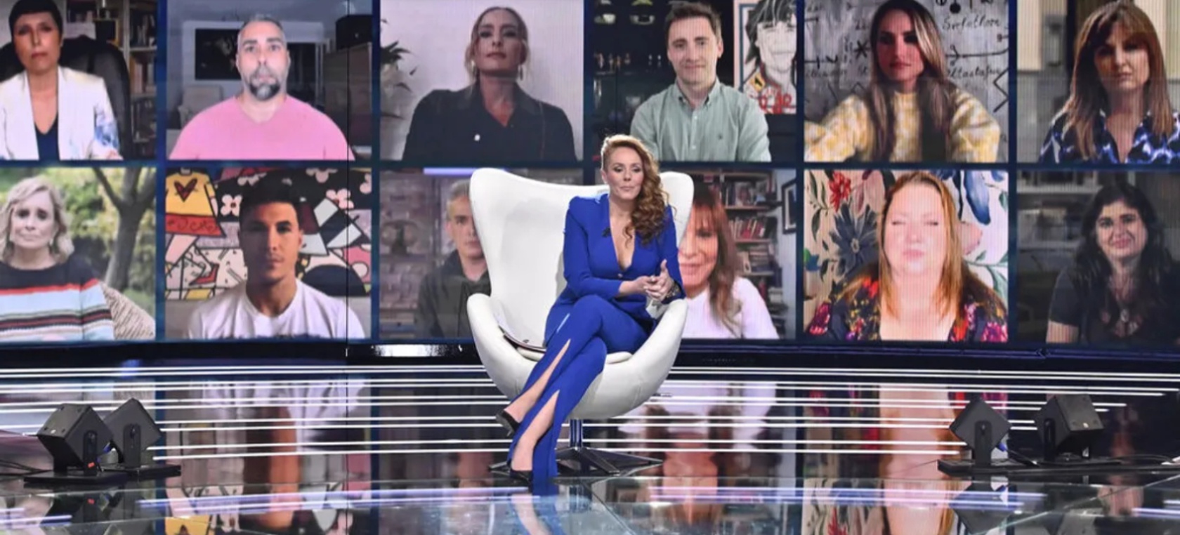 La entrevista definitiva de Rocío Carrasco: ¿quién presentará? ¿qué colaboradores estarán el plató? La entrevista definitiva de Rocío Carrasco: ¿quién presentará? ¿qué colaboradores estarán el plató?