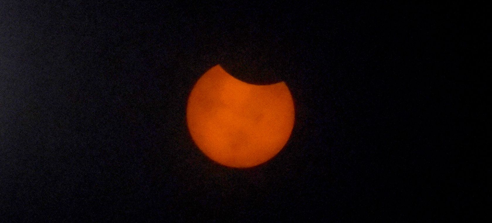Eclipse parcial de sol del 10 de junio: ¿A qué hora se podrá ver en cada provincia de España? Eclipse parcial de sol del 10 de junio: ¿A qué hora se podrá ver en cada provincia de España?