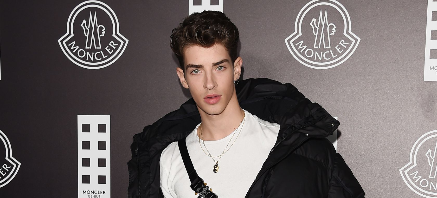 Manu Ríos sube una foto en toalla y Martina Cariddi no da crédito: “Me muero” Manu Ríos sube una foto en toalla y Martina Cariddi no da crédito: “Me muero”