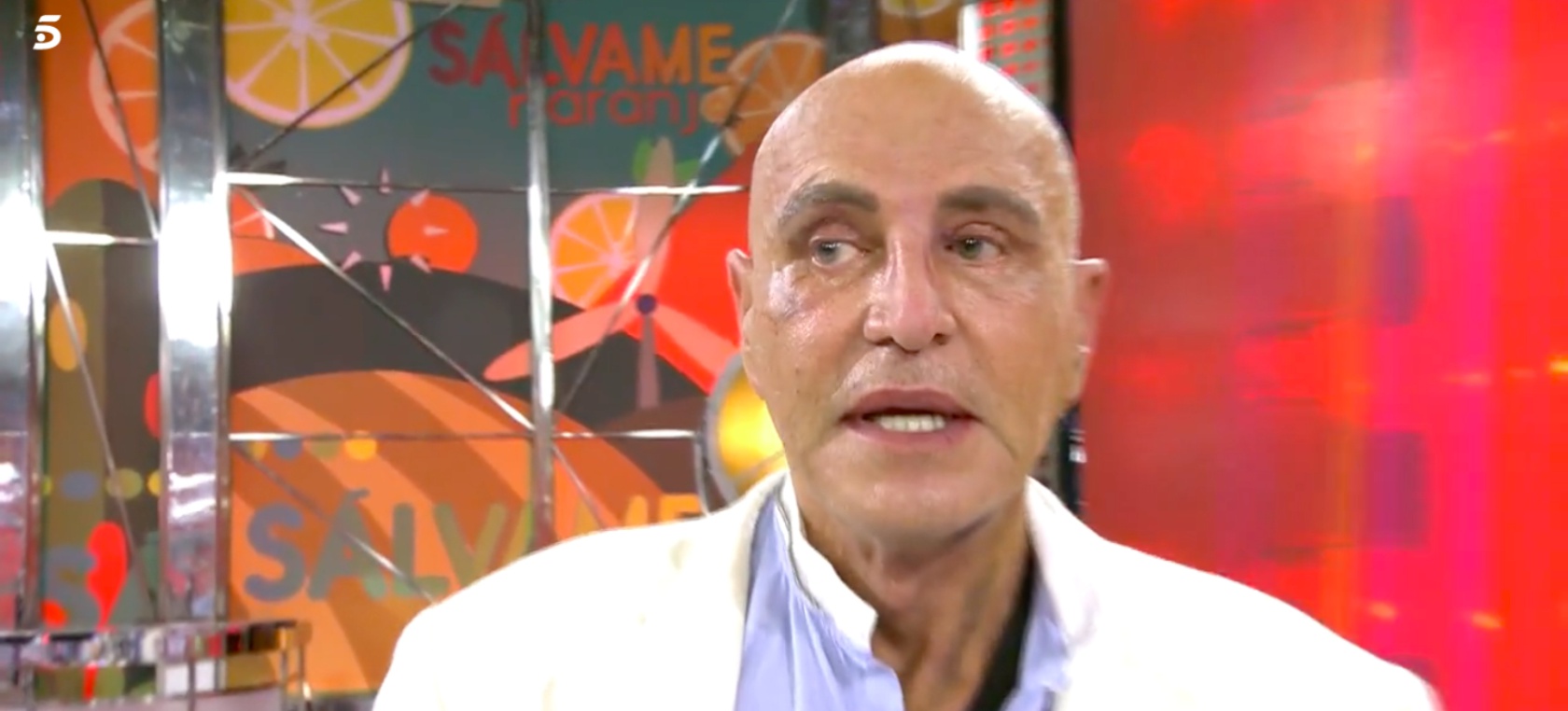 Kiko Matamoros enseña su nueva cara en ‘Sálvame’ y todo el mundo dice lo mismo Kiko Matamoros enseña su nueva cara en ‘Sálvame’ y todo el mundo dice lo mismo