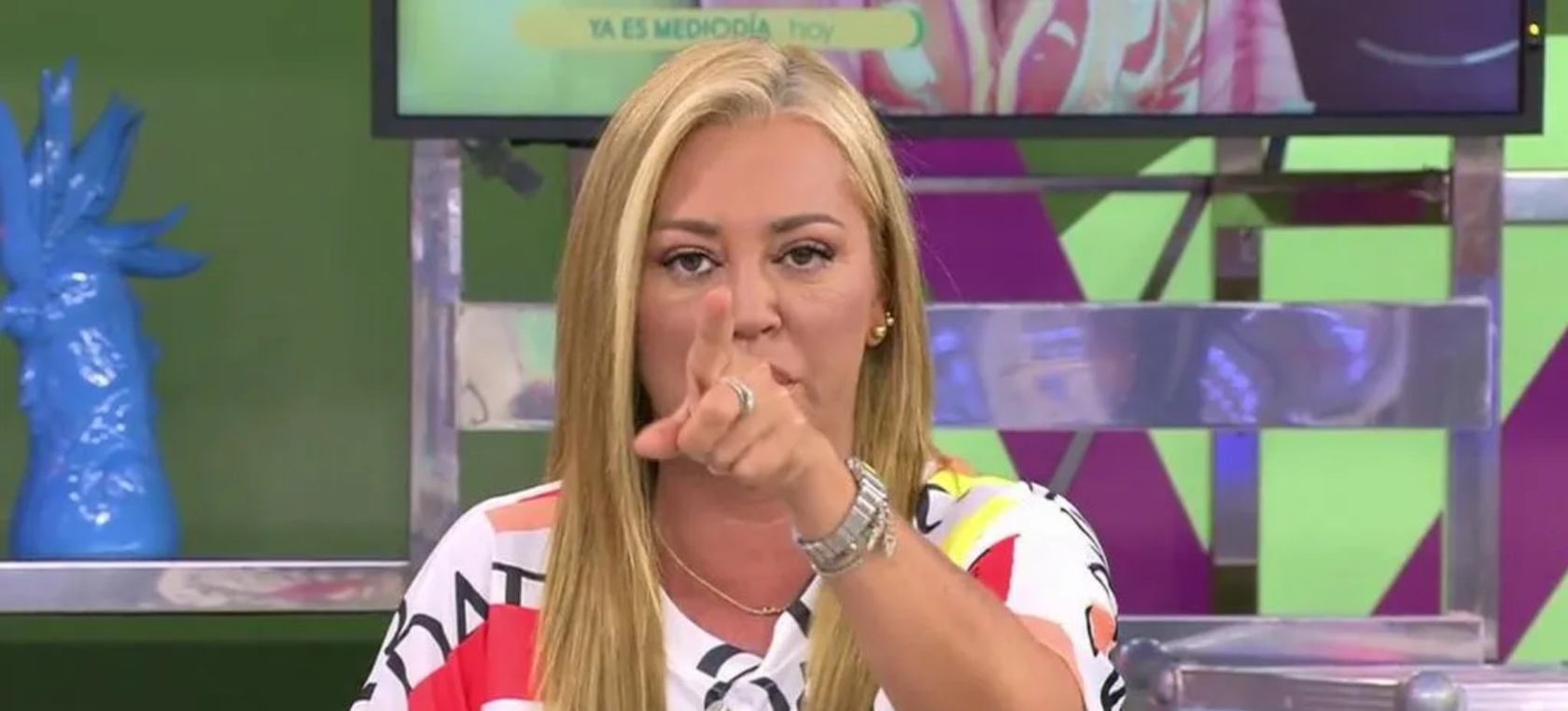 Belén Esteban para los pies a Rosa Benito: “No tuviste cojones” Belén Esteban para los pies a Rosa Benito: “No tuviste cojones”
