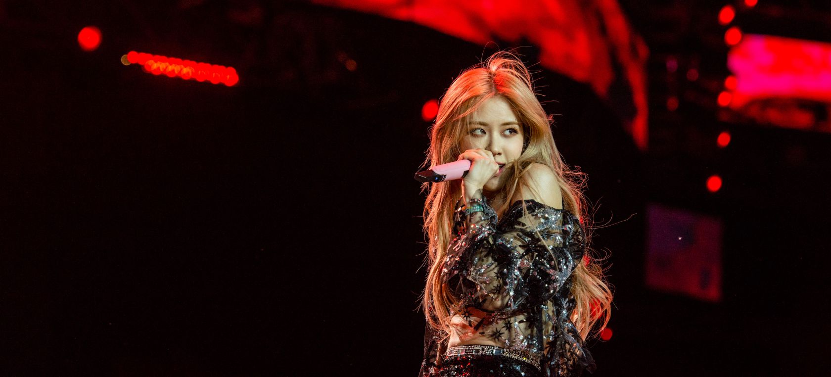 Rosé (BLACKPINK) versiona ‘The Only Exception’ de Paramore en la playa Rosé (BLACKPINK) versiona ‘The Only Exception’ de Paramore en la playa