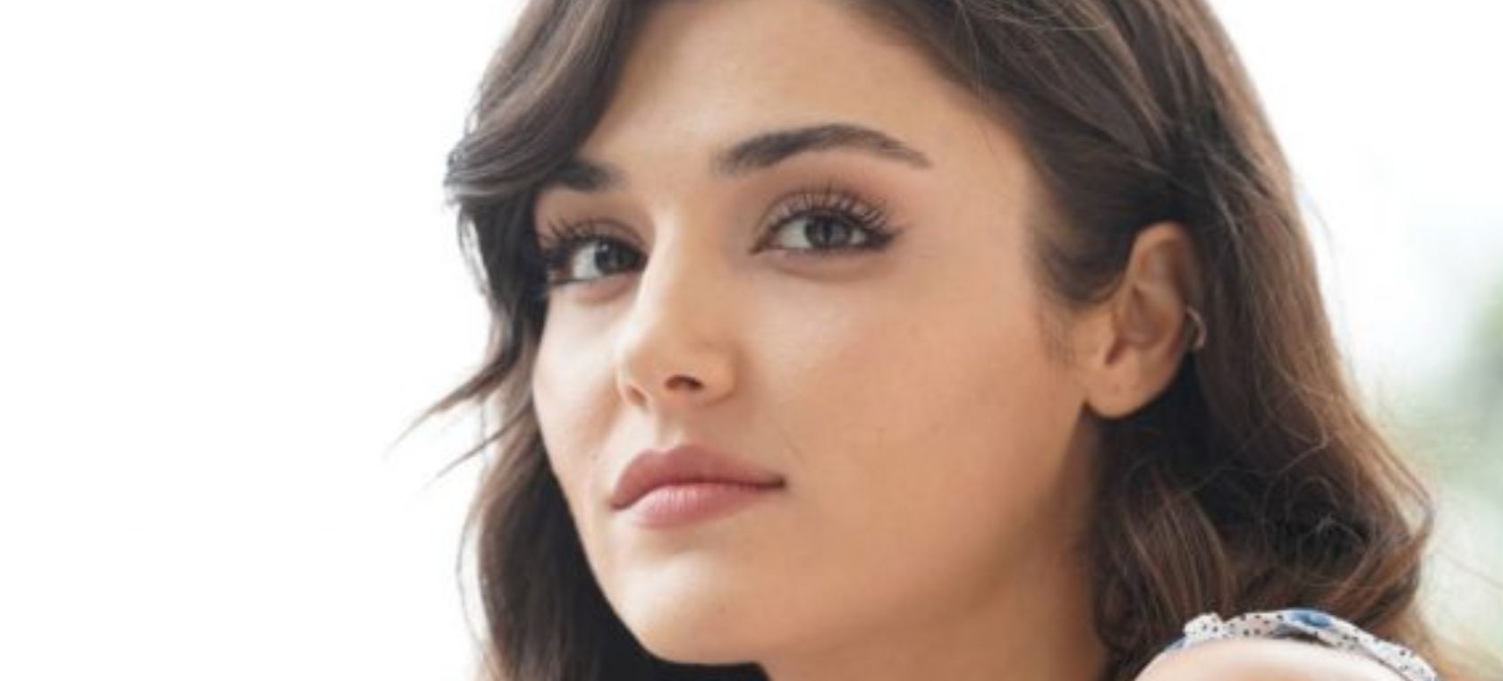 Hande Erçel dejará temporalmente su trabajo como actriz tras el fin de 'Love is in the air' Hande Erçel dejará temporalmente su trabajo como actriz tras el fin de 'Love is in the air'