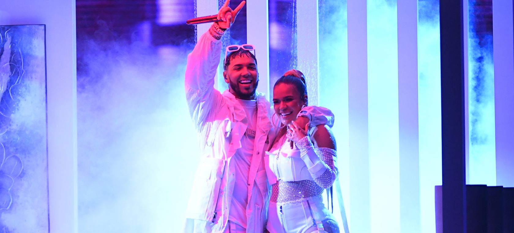 Karol G rompe a llorar en directo con ‘Ocean’, la canción que le dedicó a Anuel AA Karol G rompe a llorar en directo con ‘Ocean’, la canción que le dedicó a Anuel AA