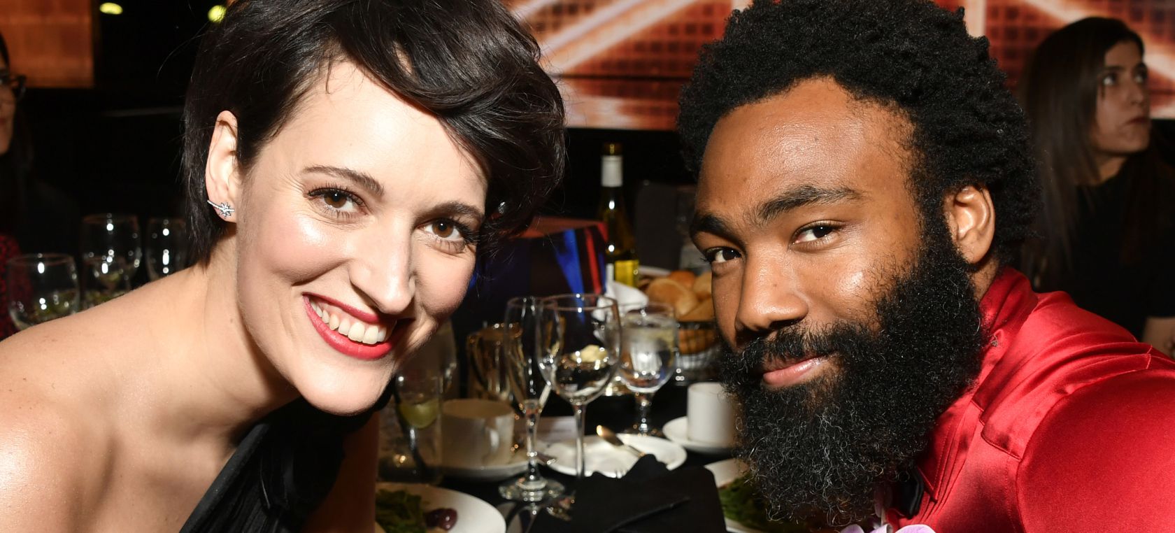Adiós al matrimonio de Phoebe Waller-Bridge y Donald Glover en Sr. y Sra. Smith Adiós al matrimonio de Phoebe Waller-Bridge y Donald Glover en Sr. y Sra. Smith