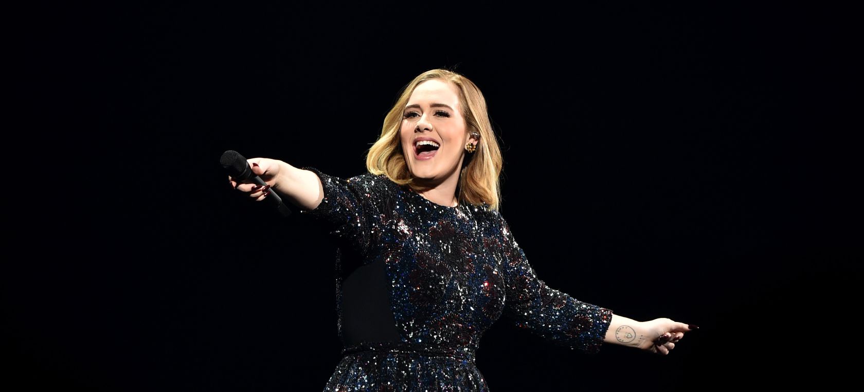 Adele habla sobre ‘30’: “Este álbum es una autodestrucción, una autorreflexión y una autorredención” Adele habla sobre ‘30’: “Este álbum es una autodestrucción, una autorreflexión y una autorredención”
