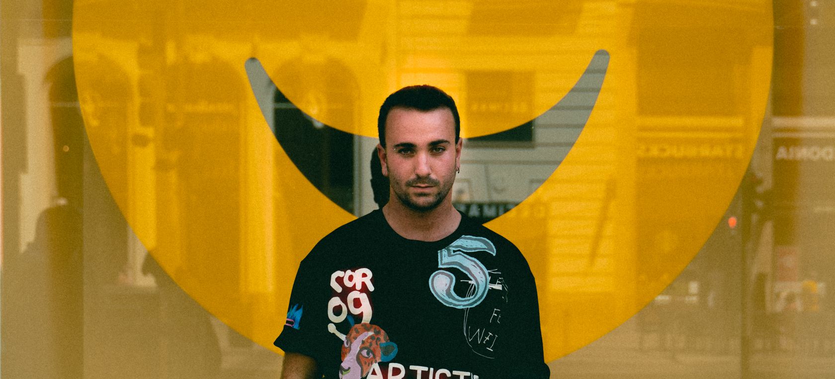 Zzoilo lanza ‘Superman’ tras el éxito de ‘Mon Amour Remix’ Zzoilo lanza ‘Superman’ tras el éxito de ‘Mon Amour Remix’