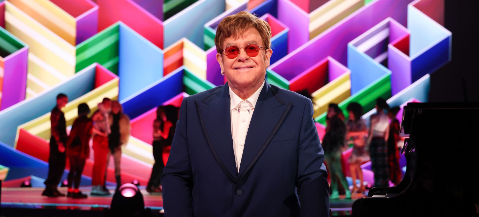 Elton John publica su disco más vanguardista y colaborativo: “Todo fue culpa de Charlie Puth” Elton John publica su disco más vanguardista y colaborativo: “Todo fue culpa de Charlie Puth”