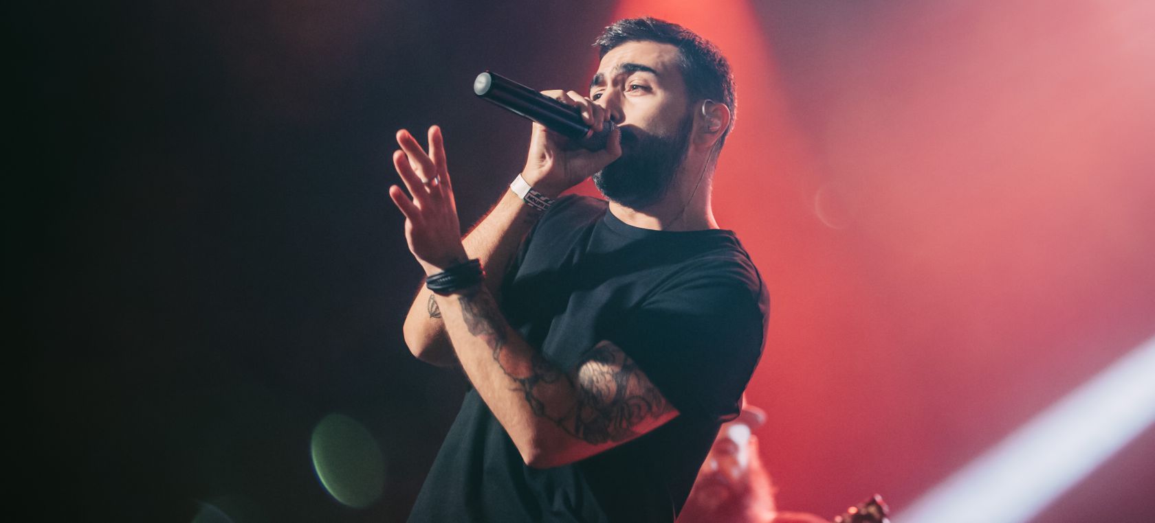 Crónica: Rayden llena de significado (y amigos) el concierto de su vida en el WiZink Center de Madrid Crónica: Rayden llena de significado (y amigos) el concierto de su vida en el WiZink Center de Madrid