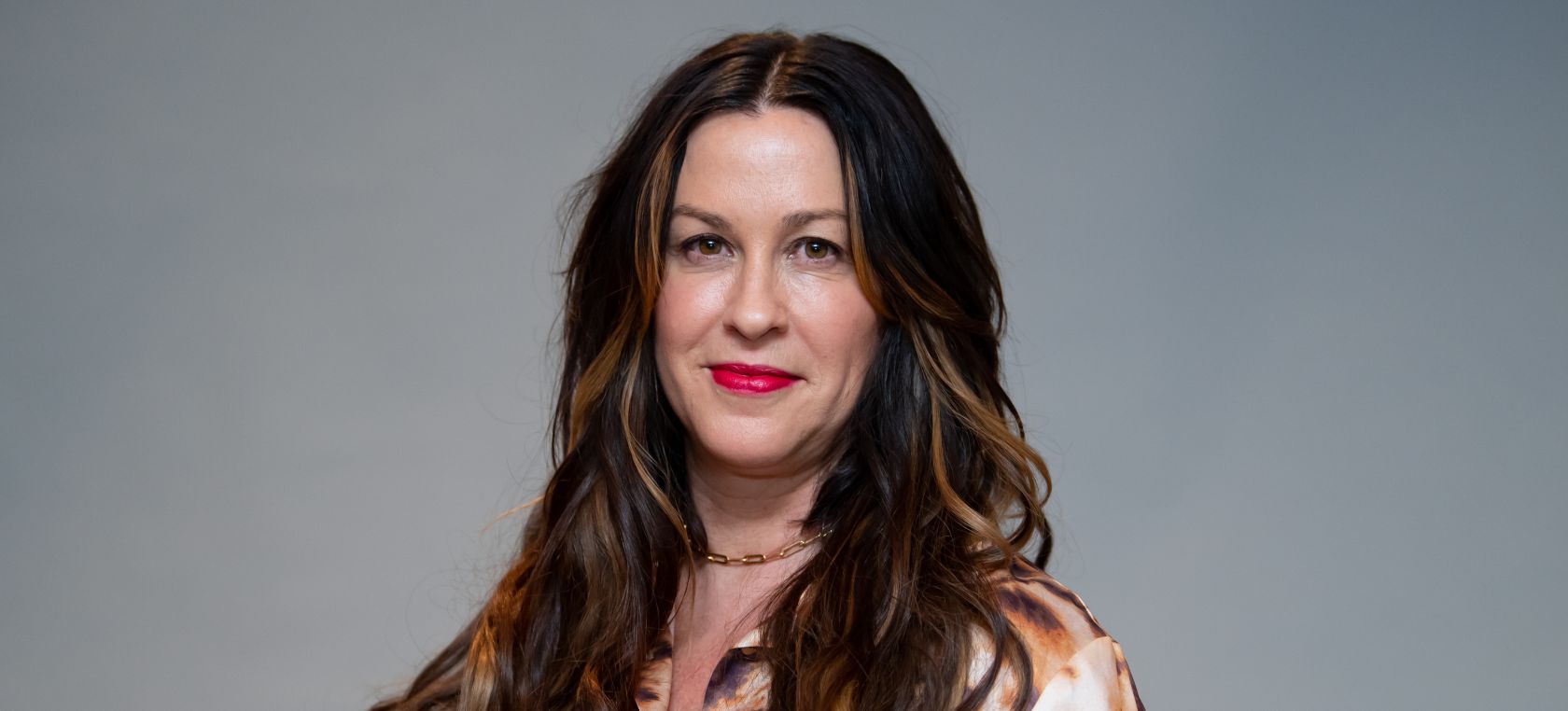 Alanis Morissette trabaja en una serie inspirada en su vida Alanis Morissette trabaja en una serie inspirada en su vida