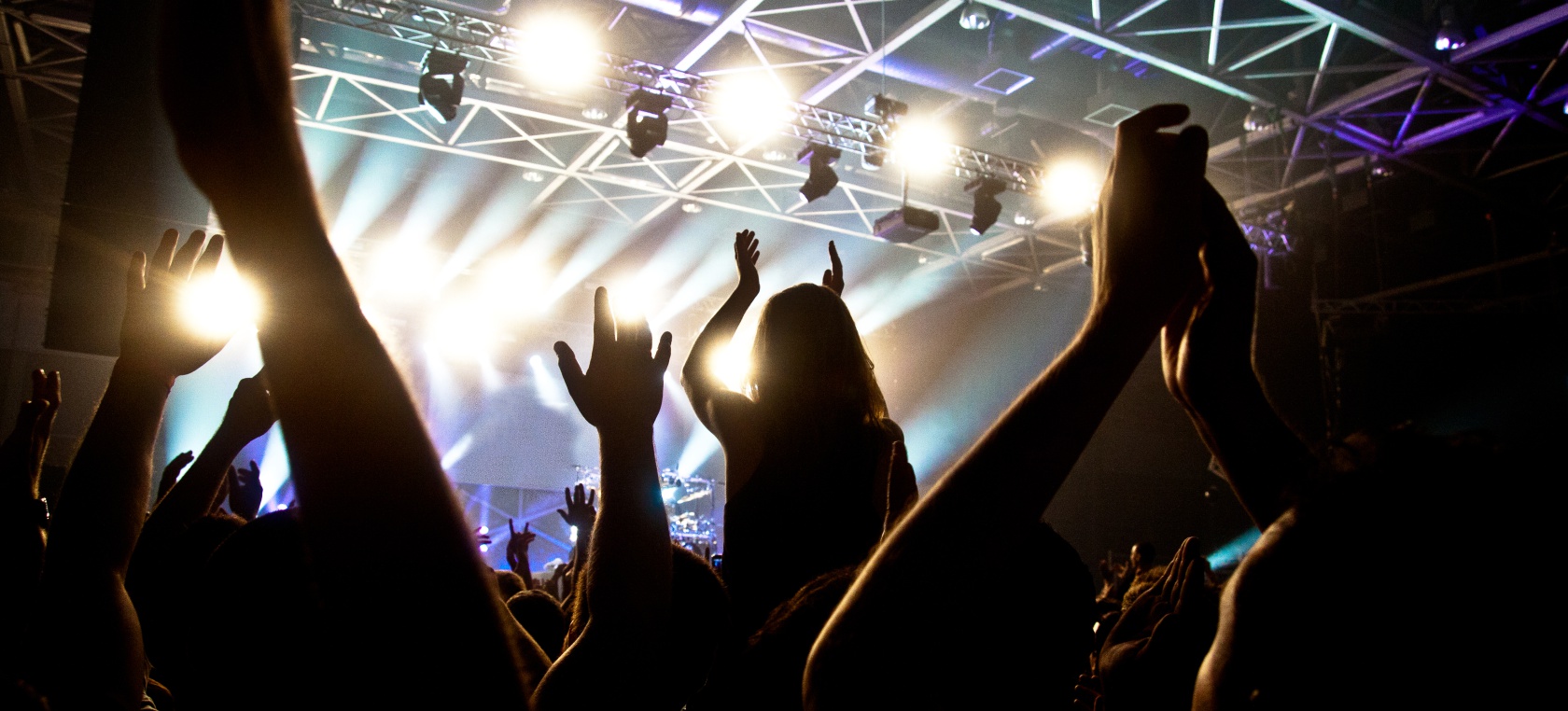 Warner Music y la Universidad Francisco de Vitoria lanzan un máster sobre la industria de la música Warner Music y la Universidad Francisco de Vitoria lanzan un máster sobre la industria de la música