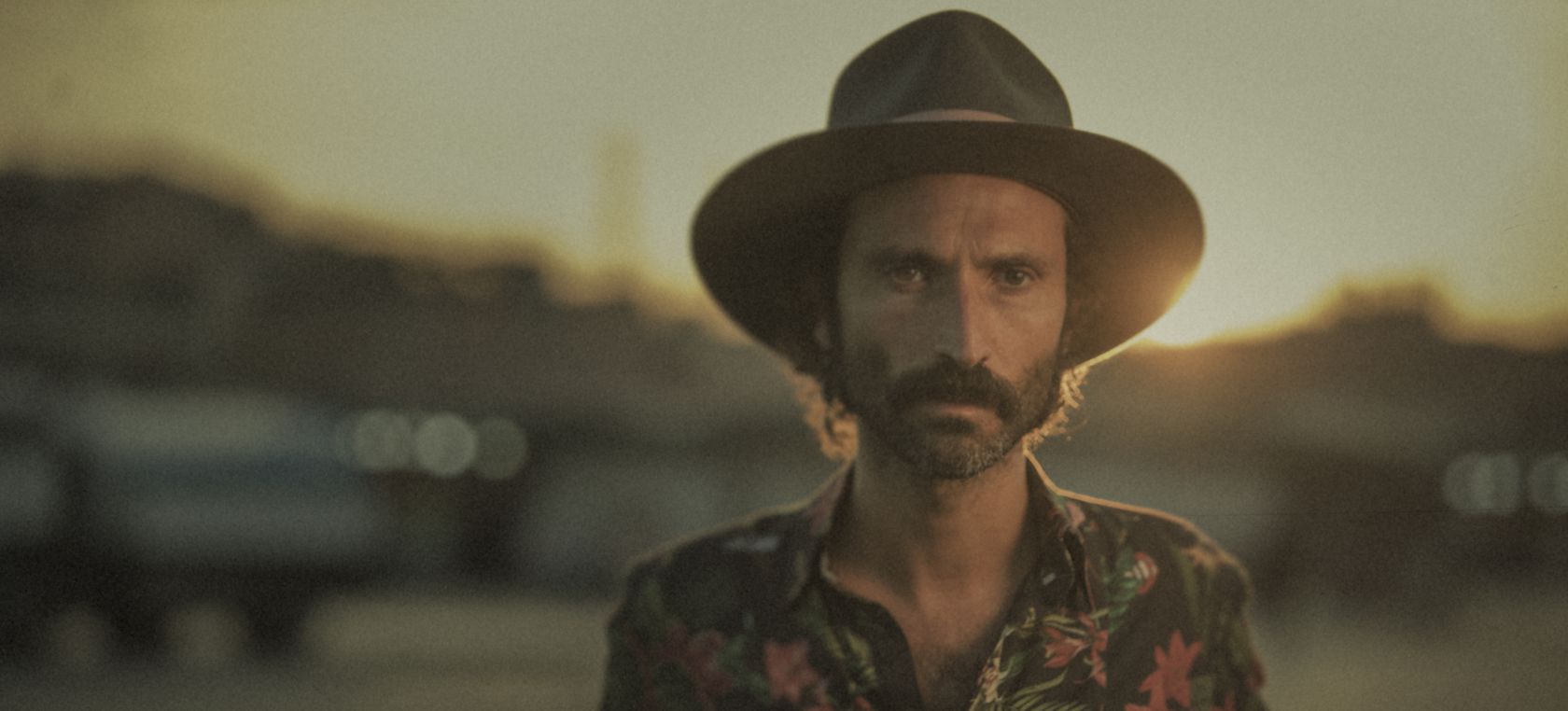 Leiva vuelve con ‘Cuando te muerdes el labio’, su nuevo disco donde las voces femeninas son las protagonistas Leiva vuelve con ‘Cuando te muerdes el labio’, su nuevo disco donde las voces femeninas son las protagonistas