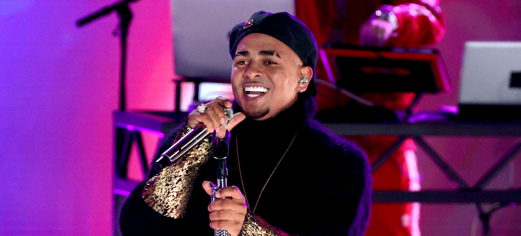 Ozuna anuncia la llegada de nueva música con esta foto en redes sociales: “Juguito de naranja” Ozuna anuncia la llegada de nueva música con esta foto en redes sociales: “Juguito de naranja”