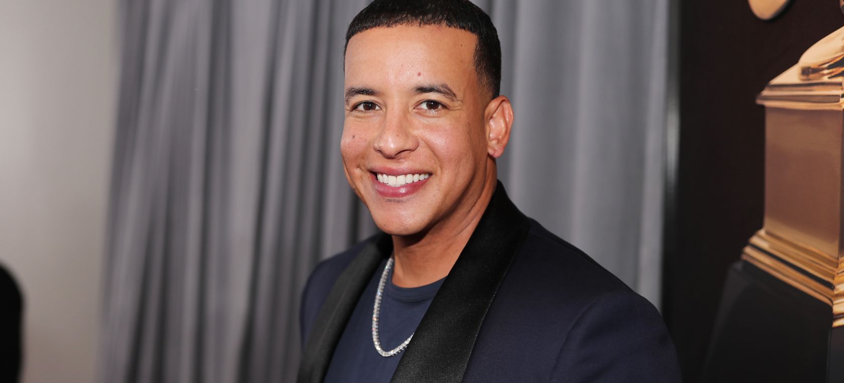 Daddy Yankee se retira de la música anunciando disco y gira: “Al fin veo la meta” Daddy Yankee se retira de la música anunciando disco y gira: “Al fin veo la meta”