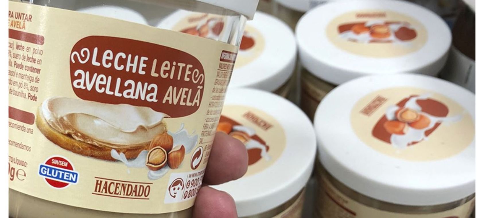 Crema de Leche y Avellanas Crema de Leche y Avellanas