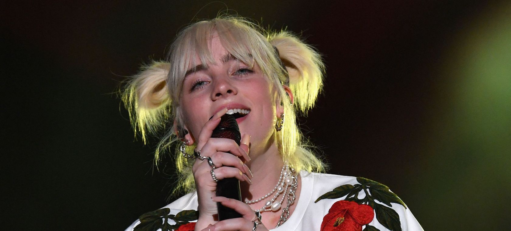 Billie Eilish, Shawn Mendes y otros artistas escriben a los líderes mundiales para terminar con la pobreza Billie Eilish, Shawn Mendes y otros artistas escriben a los líderes mundiales para terminar con la pobreza