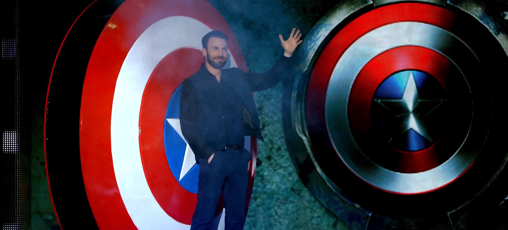 Chris Evans habla de su vuelta a Marvel Studios retomando a su primer superhéroe (y no es el Capitán América) Chris Evans habla de su vuelta a Marvel Studios retomando a su primer superhéroe (y no es el Capitán América)