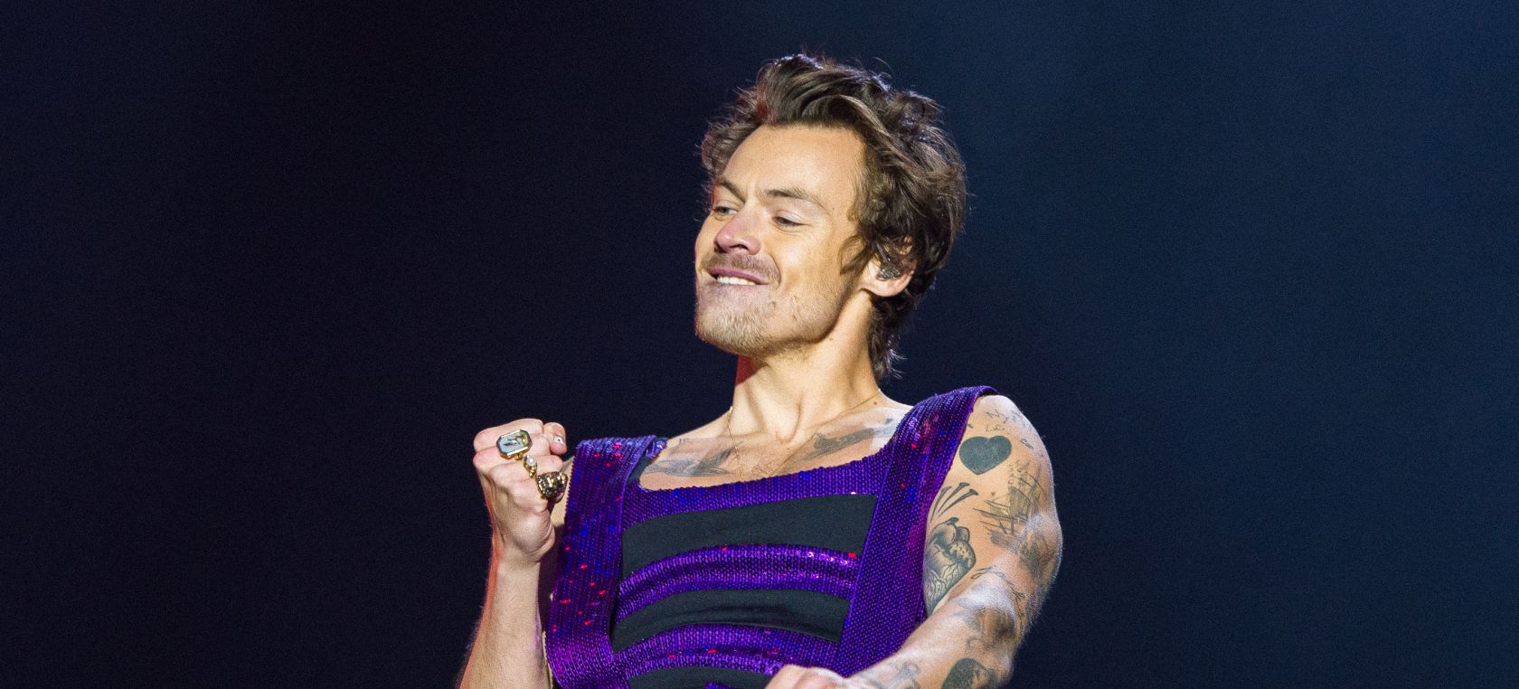 Harry Styles ayuda a un fan a pedir matrimonio durante su concierto: “¿Lleváis más de dos semanas?” Harry Styles ayuda a un fan a pedir matrimonio durante su concierto: “¿Lleváis más de dos semanas?”
