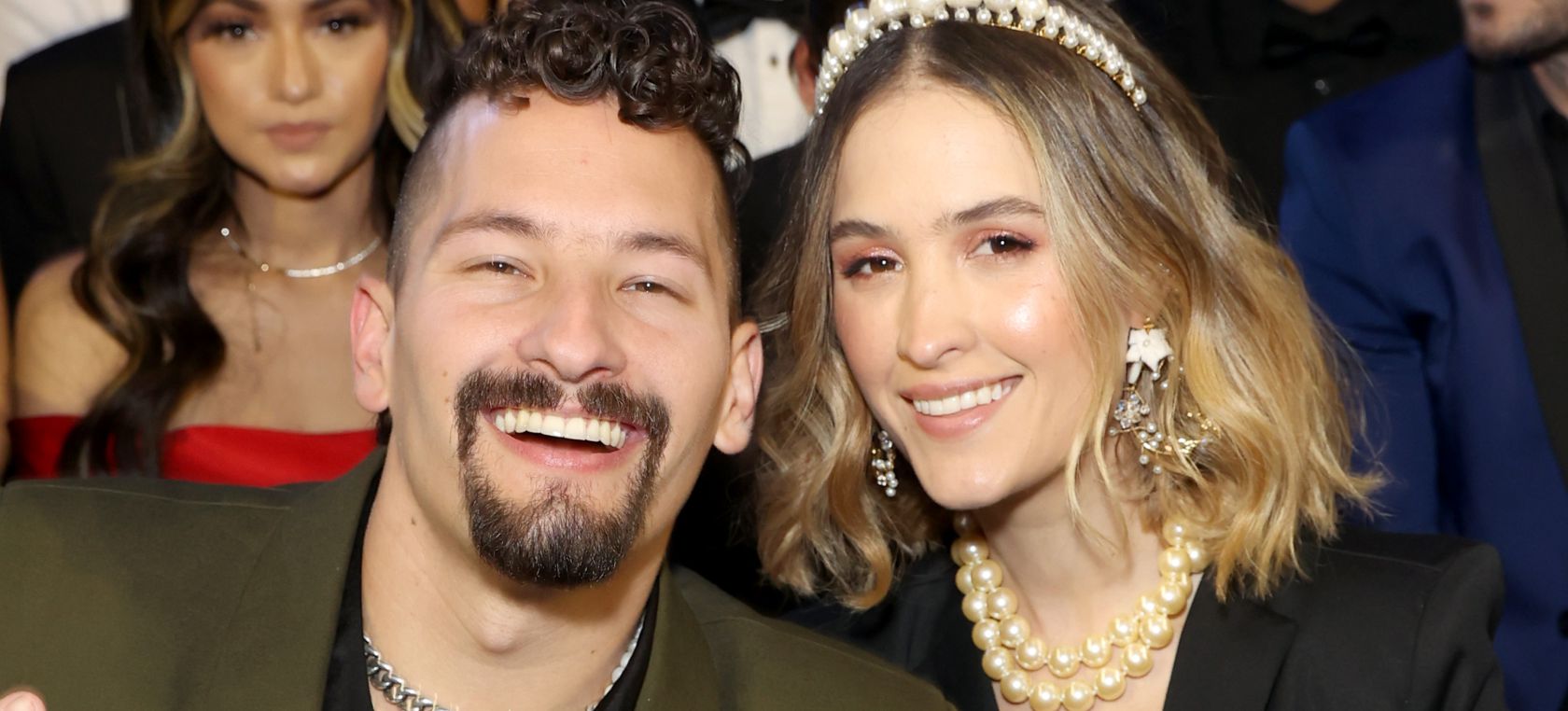 Mau Montaner (Mau & Ricky) y Sara Escobar ya son padres: ha nacido Apolo Mau Montaner (Mau & Ricky) y Sara Escobar ya son padres: ha nacido Apolo