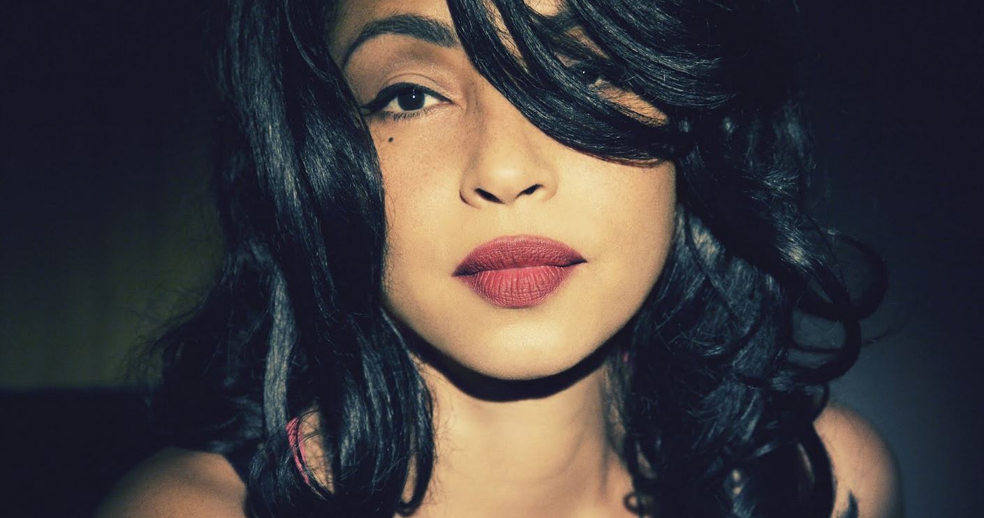 Nace Helen Folsade Adu Sade Nace Helen Folsade Adu Sade