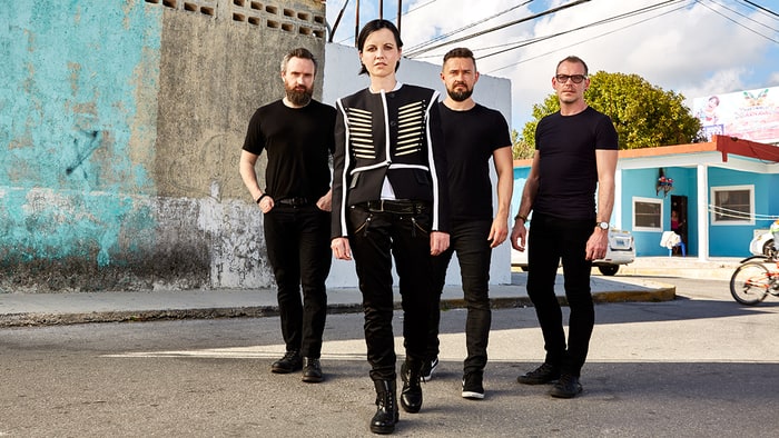 The Cranberries posponen los conciertos de Madrid y Barcelona por motivos de salud The Cranberries posponen los conciertos de Madrid y Barcelona por motivos de salud