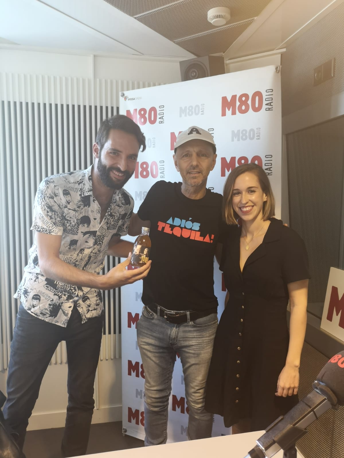 Alejo Stivel desayuna en 'Wake Up!': Alejo Stivel desayuna en 'Wake Up!':