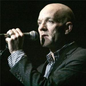 Michael Stipe (R.E.M.) encabeza un concierto en Nueva York contra la guerra de Irak
