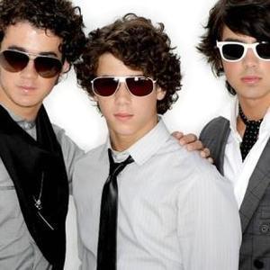 Los Jonas Brothers son fans empedernidos de Girls Aloud
