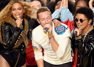 Beyoncé reina en la Super Bowl y le roba el protagonismo a Coldplay