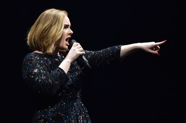 7 momentazos de la gira de Adele a la altura de El club de la comedia