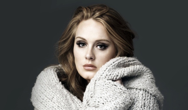 Adele se pide unas croquetas en Barcelona y se aprovechan de ella