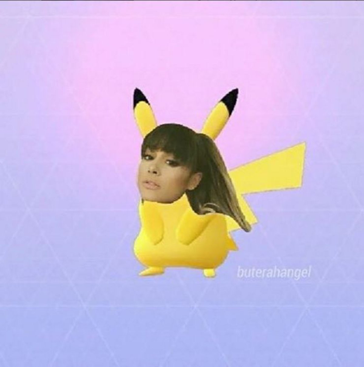 Así es el nuevo flequillo de Ariana Grande