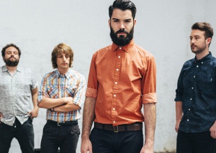 Los miembros de Supersubmarina, estables tras un grave accidente de tráfico