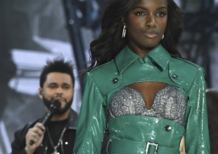 Los ángeles de Victoria's Secret vuelan en París
