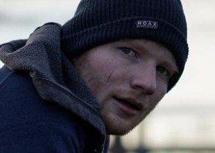Ed Sheeran se enamora en el ring que podría haber sido de Rihanna