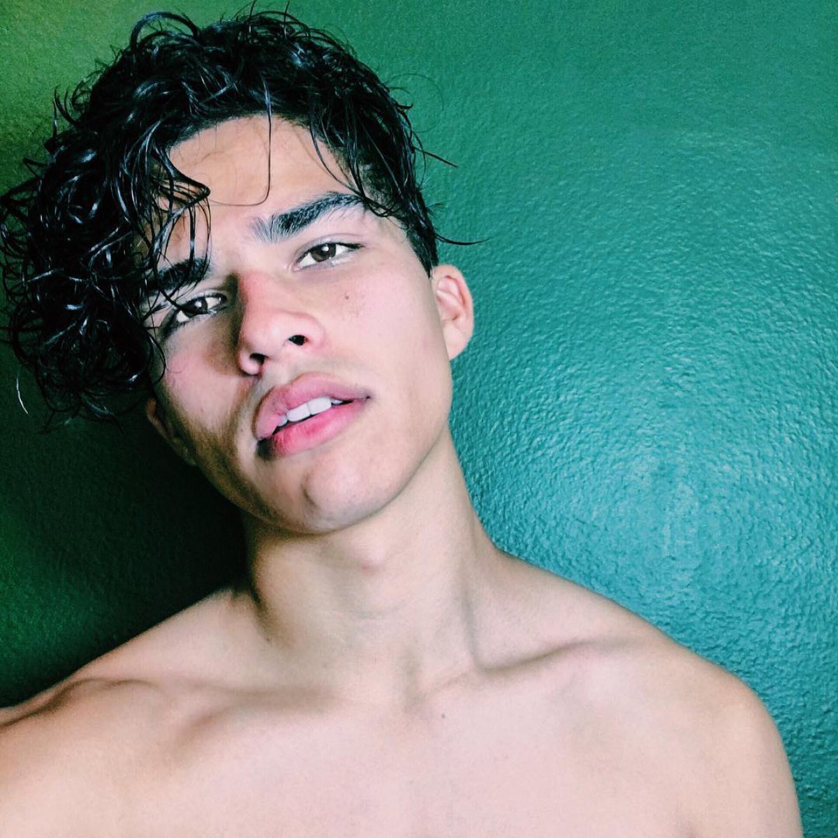 Alex Aiono, en sus fotos más ñam ñam | Fotogalería | Actualidad | LOS40