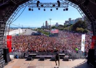 Locura en Tenerife: la SER y LOS40 convocan a más de 40.000 personas para el Carnaval