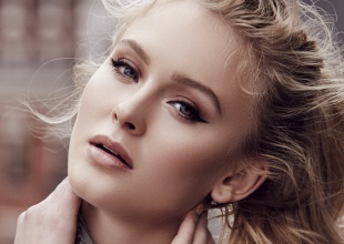 Clean Bandit ft. Zara Larsson - Symphony [2017]