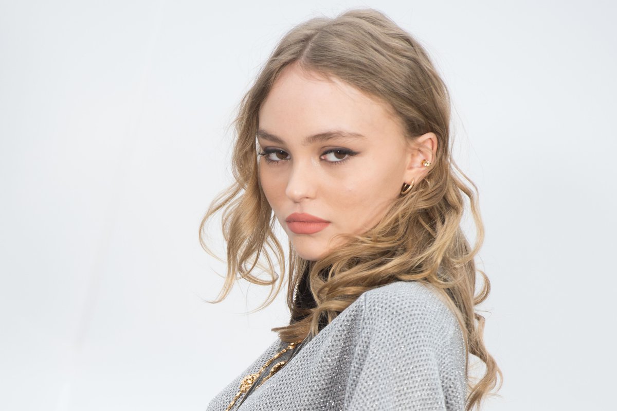 Lily Rose Depp La Hija De Johnny Depp Ya Fue Adolescente Cool Y Ahora Es Sin Duda La It Girl