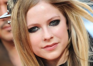 Avril Lavigne ha muerto... y otros hoax que nunca mueren