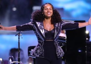 El nuevo pelo de Alicia Keys te va a dejar sin habla