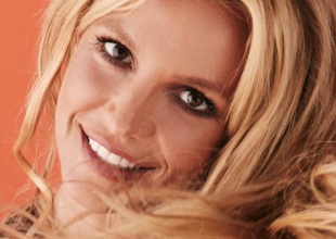 Britney Spears subasta su primera obra de arte, ¡mira esta pintura!