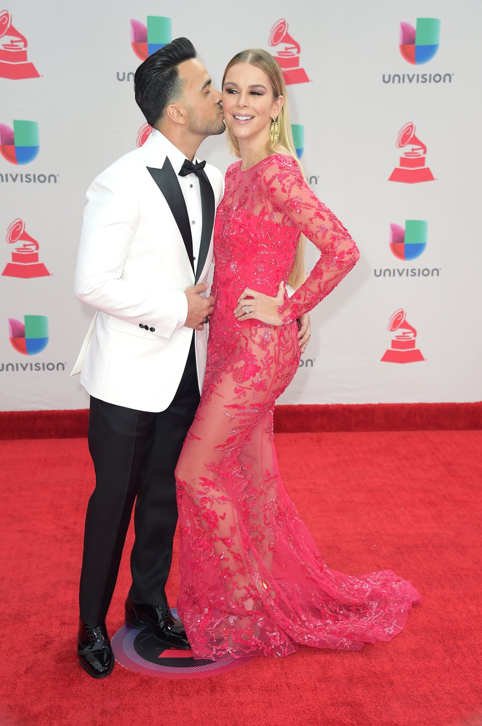 Estas 40 fotos resumen la fiesta y reivindicación de los Grammy Latino 2017