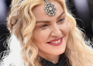 Subastan varias fotos de Madonna desnuda