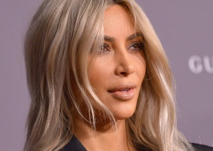 Las razones por las que la felicitación de Navidad de Kim Kardashian nos ha decepcionado