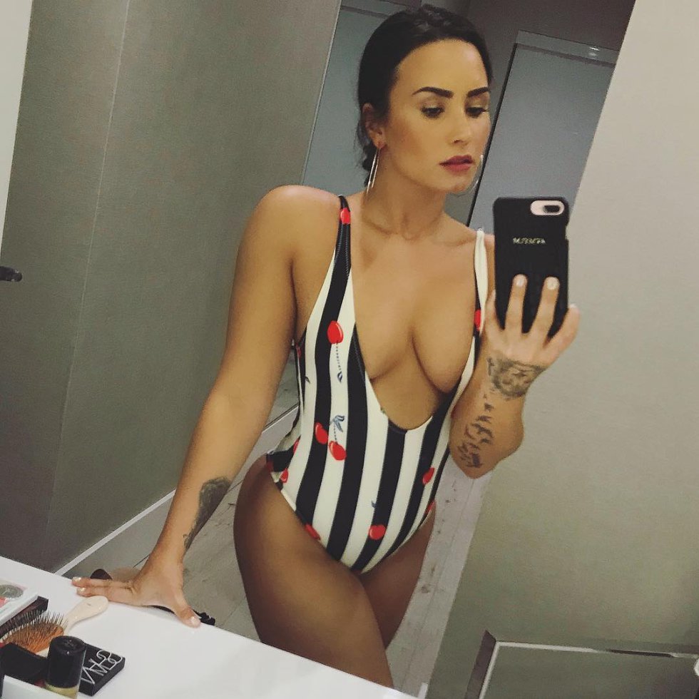 Del sugerente bañador de Demi Lovato a una Blanca Suárez ‘mamarrachita’