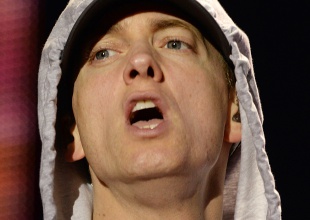 Eminem hace historia siendo ocho veces consecutivas número uno