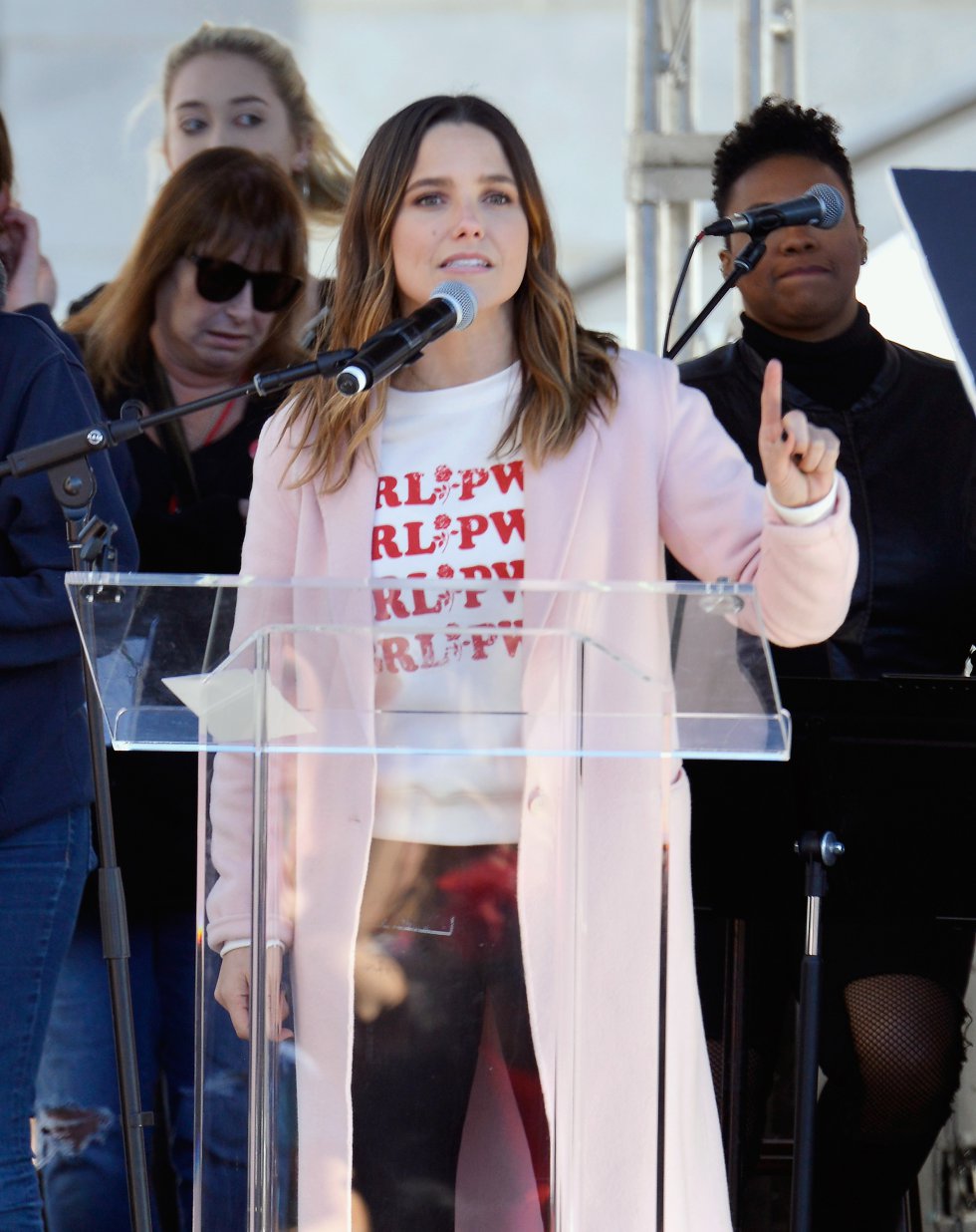 Así es como mujeres como Adele o Scarlett Johansson reclaman el ‘girl power’