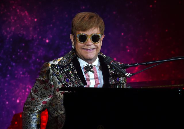 Solo tenemos 3 años para ver a Elton John en directo (y ya hay colapso)