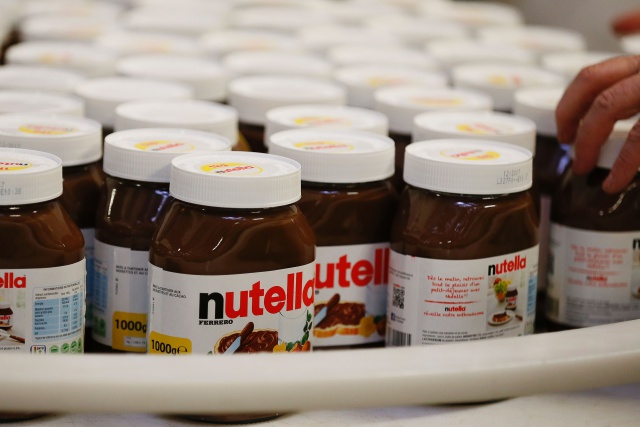 Empujones, tortazos y golpes por una promoción de ‘Nutella’ en Francia